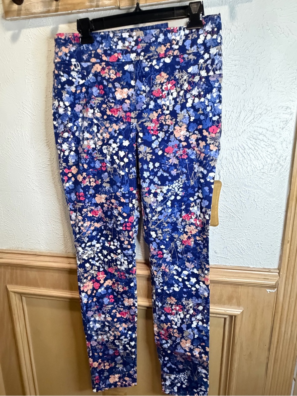 Chico’s Floral Print Blue Skinny Women’s Jeans 0.5